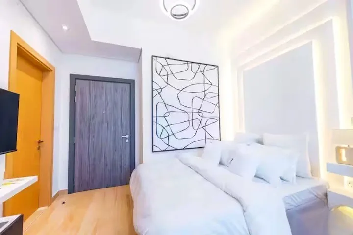 Regina Tower Studio — JVC