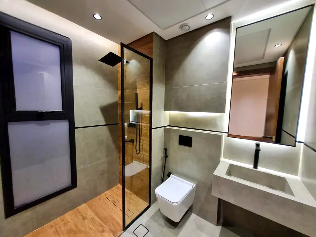 Brown Stone & Black-Themed 6-Bedroom Villa